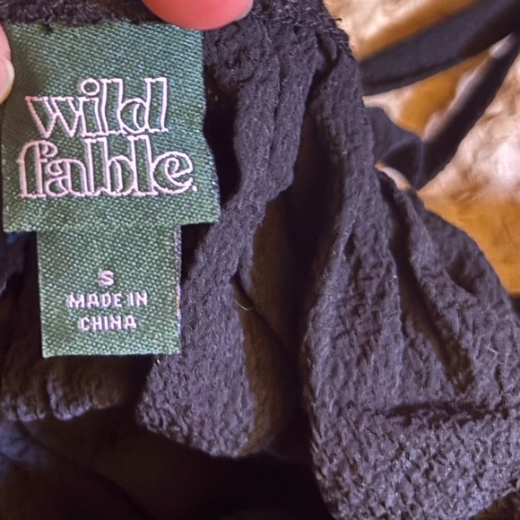 🐞Flowy Cropped Tank - Picture 3 of 4